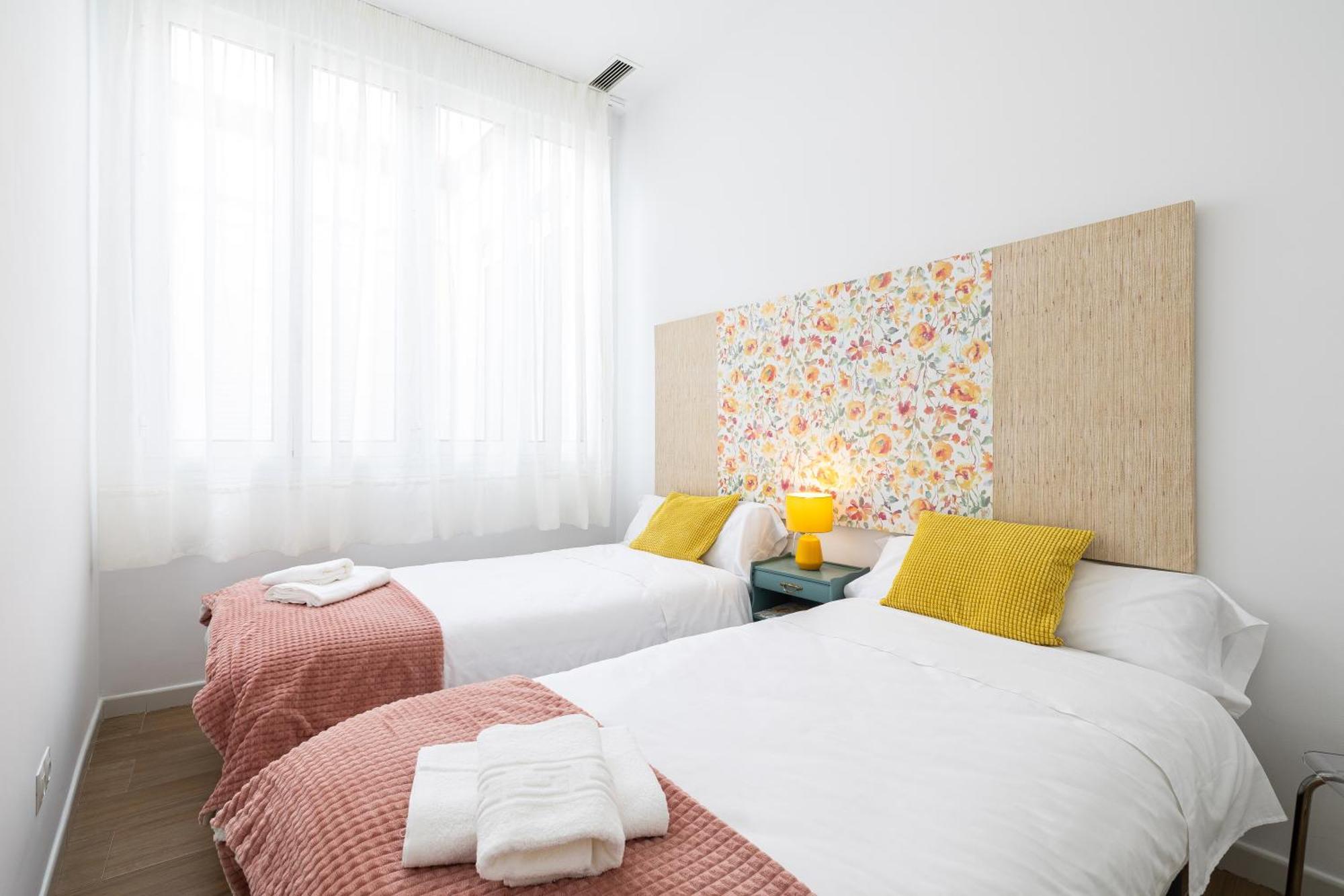 Apartamento Jacaranda Malaga Bagian luar foto