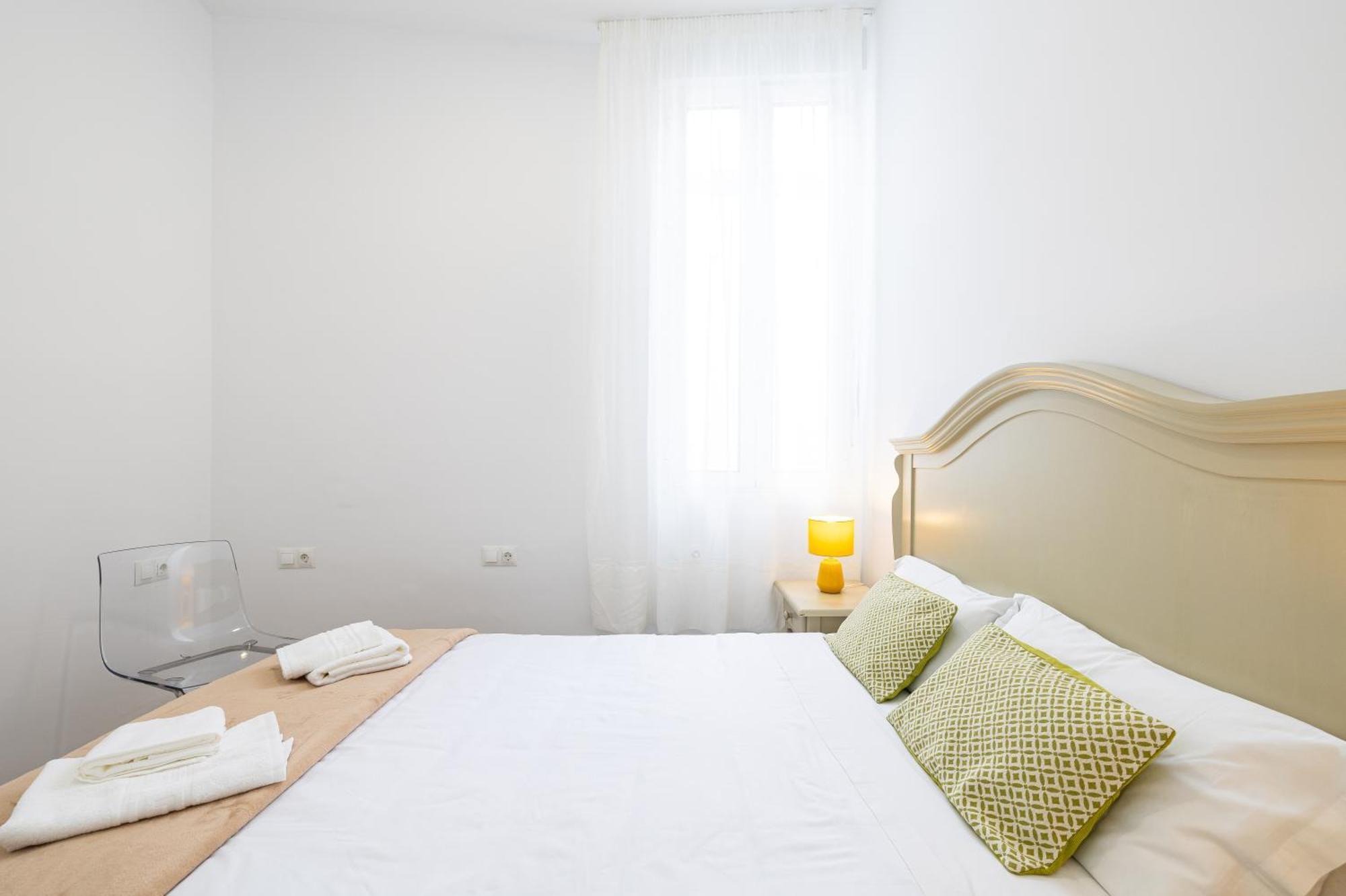 Apartamento Jacaranda Malaga Bagian luar foto